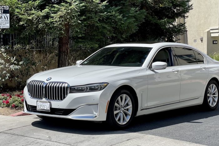 BMW 7-Series 740i